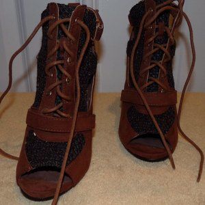 3" Brown Heel Shoe